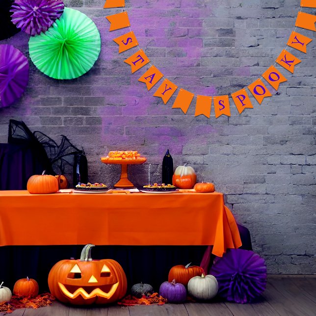 Bandeirinha Halloween Pumpkins (Customizable Halloween Bunting Flags. "Stay Spooky" written on orange background)