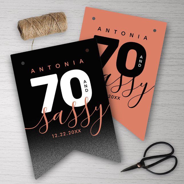Bandeirinha Modern Girly Copper 70 e Sassy (Girly Copper 70 and Sassy Her 70th Birthday Bunting Flags Cover Photo.)