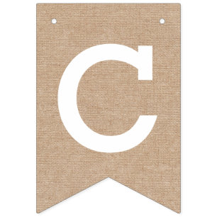 Bandeirinha Parabéns no olhar de serapilheira