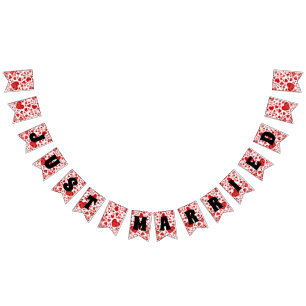 Bandeirinha RECEM CASADOS - padrão de amor cardíaco design 2