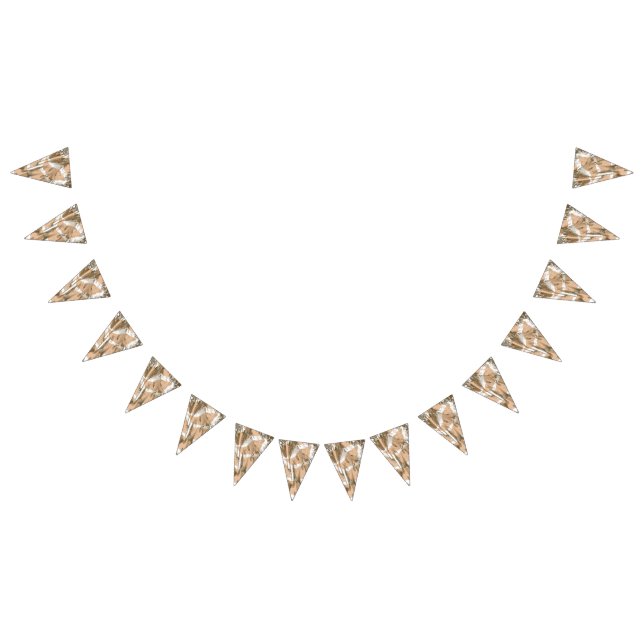 Bandeirinha Um design de tecido vibrante com intrincado floral (Todos)