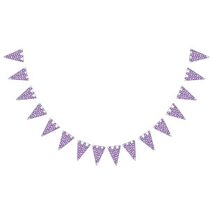 Bandeirinha Um padrão simétrico com m branco e roxo