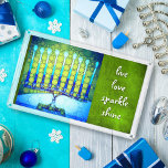 Bandeja De Acrílico Blue Hanukkah Menorah Live Love Sparkle Type<br><div class="desc">"O amor vivo brilha." Uma fotografia de perto de uma menorah brilhante, colorida, azul e verde artística ajuda-o a lançar no feriado de Hanukkah no estilo. Sinta o calor e a alegria da época de férias sempre que você usa esta incrível e colorida bandeja de serviço do Hanukkah. 4 tamanhos...</div>