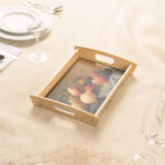 Bandeja Pêssegos Maçãs de Maçã Frutas Arte de Vintage Rust<br><div class="desc">Vintage art ama bandeja de alta qualidade servindo em acabamento natural de madeira, apresentando uma fruta de pêssego uva e maçã pintando a vida, óleo em madeira, por Severin Roesen. Perfeito para servir e entreter no estilo, excelente para decoração domiciliar. Faz um presente de excelente, para aniversário, dia de os...</div>
