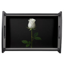Bandeja preta 4 Luxe com rosa branca pura