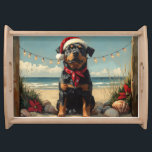 Bandeja Rottweiler Dog Christmas Vintage Beach<br><div class="desc">Traga o calor dos feriados para a costa com esta charmosa design inspirada na vintagem, que apresenta um cão festivo sentado numa praia serena. Com um clássico toque de feriado de tons nostálgicos e vibrações costeiras, esta trabalho de arte captura a magia do Natal pelo mar. Perfeito para espalhar alegria...</div>