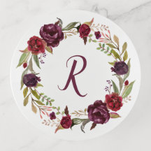 Monograma vermelho da grinalda das flores de