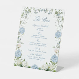 Bar de Recepção de Casamento com Hortênsias Azuis 