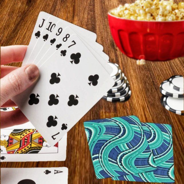 Baralho Autoestradas (Playing with a deck of Highways Poker Cards, should liven up the game!)