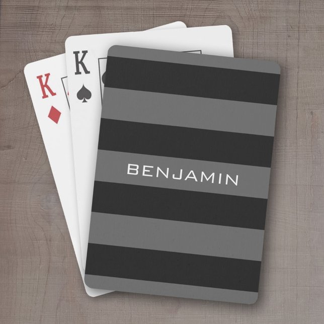 Baralho Bandas de Rugby de Cinza e Preto com Nome Personal (Personalized playing cards - sporty, preppy stripe pattern with name. Great gift for the guys!)