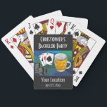 Baralho Casamento de solteiro favorece Poker<br><div class="desc">Estes cartões de jogo com tema de cerveja e pôquer são o favor ou presente perfeito para a sua despedida de solteiro. Personalize com o nome do noivo, o local da festa ou outra mensagem personalizada e a data do solteiro. As cores e a fonte do texto podem ser alteradas...</div>
