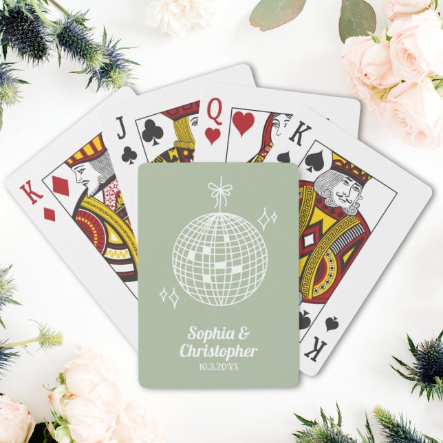 Baralho Casamento Personalizado de Bola de Disco Verde da  (Retro Sage Green Disco Ball Wedding Personalized Playing Cards
)