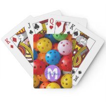 Com nome / inicial Jogando salgadinhos coloridos