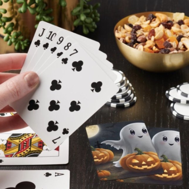 Baralho Diversão Assustadora de Halloween: Delícia Assombr (Poker cards easy to shuffle, smooth card stock. Dimensions: 2.5" x 3.5”. )