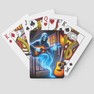 Baralho Fantasma tocando violão