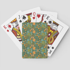 Baralho Floral pattern on a dark green background 