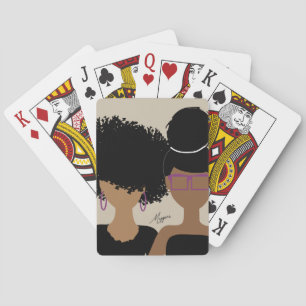 Baralho Garota Curva jogando cartas