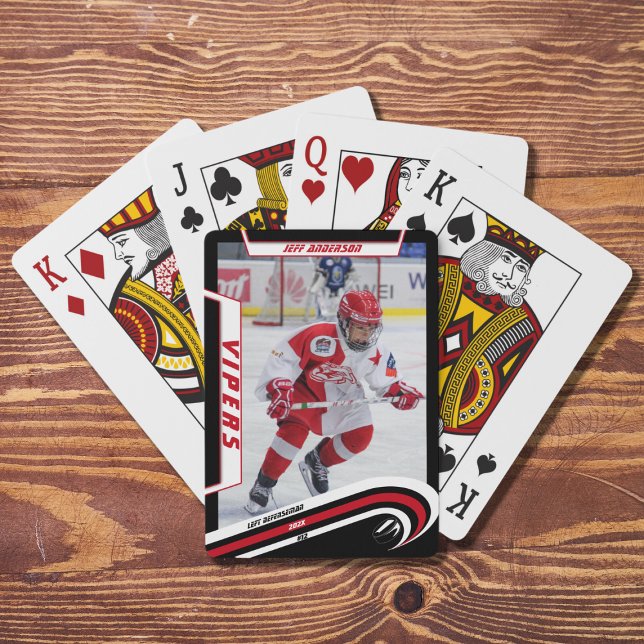 Baralho Gatilho De Hóquei No Gelo Em Personalidade Vermelh (Red playing cards capturing ice hockey memories. Ideal souvenir or gift for fans!)