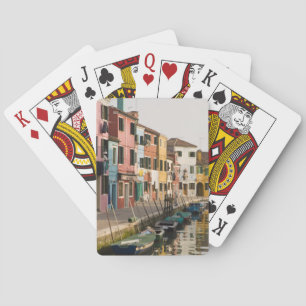 Baralho Itália, Burano. Casas coloridas alinham um