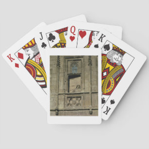 Baralho Janela do manequim na fachada da entrada com uma