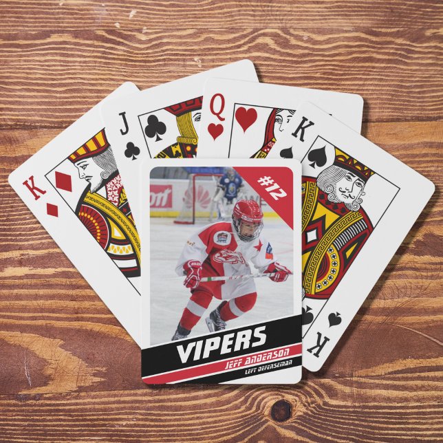 Baralho Jogador De Hóquei Em Vigor Branco Vermelho (Preserve ice hockey memories with striking white and red playing cards. Great souvenir or gift idea!)