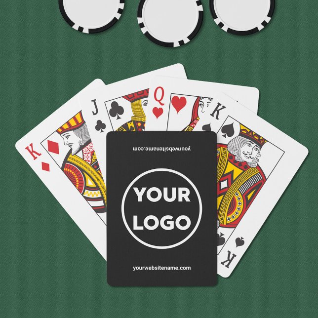 Baralho Logotipo comercial personalizado e site da empresa (Custom Business Logo and Company Website Black Poker Cards in situ)
