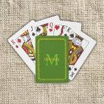 Baralho Monograma e Nome Personalizados Verde e Dourado<br><div class="desc">Monograma Personalizado Verde e Dourado e Cartões de Jogada em Bicicleta</div>