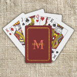 Baralho Monograma e Nome Personalizados Vermelho e Dourado<br><div class="desc">Monograma Personalizado Vermelho e Dourado e Cartões de Reprodução de Bicicletas</div>