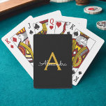 Baralho Nome Monograma Feminino Moderno Preto Dourado<br><div class="desc">Cartas de Baralho com Monograma de Nome em Letra Simples Preta e Dourada. Isso torna o presente perfeito para aniversário de 16 anos,  casamento,  chá de noiva,  aniversário de casamento,  chá de bebê ou festa de despedida de solteira para alguém que ama luxo e estilos chiques.</div>