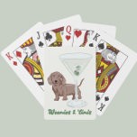 Baralho Partido Weenies & Martinis<br><div class="desc">Traga diversão extra para a sua próxima noite de jogo com os Cartões de Poker do Partido Weenies & Martinis, com um dachshund lúdico (cão de salsicha) e design de vidro martini. Perfeito para amantes de cães e entusiastas de martini, esses cartões personalizados tornam cada mão mais divertida. Quer você...</div>