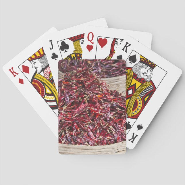 Baralho Red peppers at local produce market (Verso)