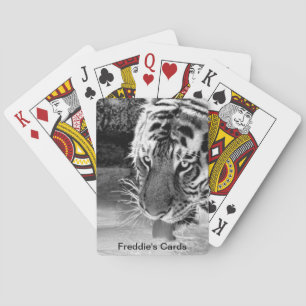 Baralho Tigre De bebendo No Arejamento De Buraco Preto E B