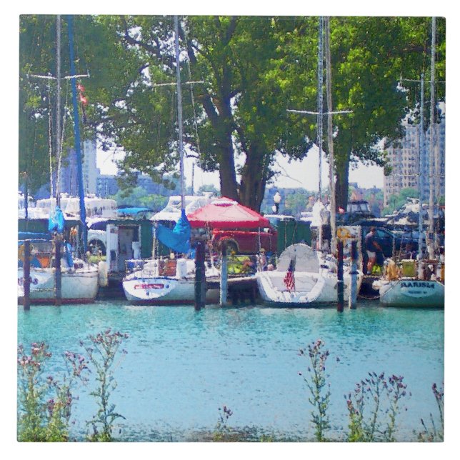 Barcos De Navegação Em Dock (Frente)