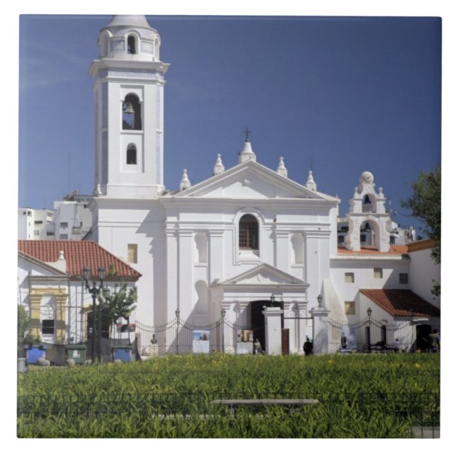 Basílica Nuestra Señora del Pilar em Recoleta (Frente)