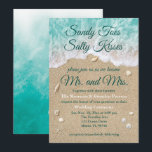 Beach Waves Sandy Toes Salty Kisses Convite de cas<br><div class="desc">O discurso divertido, Sandy Toes Salty Kisses, junte-se a nós enquanto nos tornamos Sr. & A Sra. acentua este convite de casamento sobre um fundo de água turquesa, areia de praia, conchas, estrelas e dólares de areia, fazer perfeito para o casamento de praia, tropical ou destino. O final deste convite...</div>