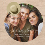 Beaches Por Favor Meninas Fim De Semana Longe Foto<br><div class="desc">Faça um salto com esta toalha redonda de praia totalmente personalizável! Única e moderna, esta toalha de praia é perfeita para getaways de moça, reuniões de bestie para excursão de praia, ou até para fins de semana de bachelorette, esta toalha permite que você carregue sua foto favorita e adicione seu...</div>