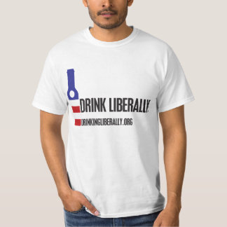 Beba a camiseta do homem liberal