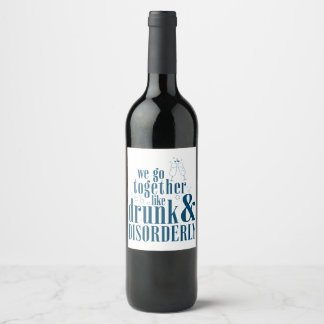 Bebado Engraçado do Rótulo do Vinho e Amigos Desor