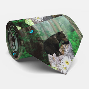 Bebê Brown Bear, Gravata no Pescoço