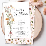 Bebê Em Bloom Primavera Floral Convite Para Chá de<br><div class="desc">Você está procurando um tema de chá de fraldas bonito para uma mamãe a ser? Veja este bebê no Bloom Floral Primavera Chá de fraldas Invitation. Ele apresenta um belo buquê de flores silvestres aquáticas em um fundo branco. No verso, você encontra um padrão floral fofo com um fundo rosa....</div>