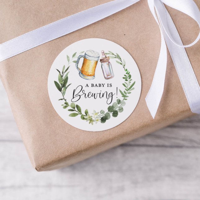 Bebê está criando um adesivo redondo clássico (Criador carregado)