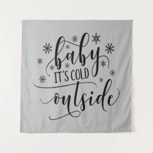 Bebê Está Frio Lá Fora   Tapeçaria Pendurada na Pa