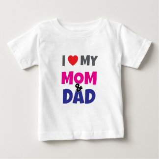 Bebê Eu Amo meu Papai e Mamãe - Camiseta Coração para B