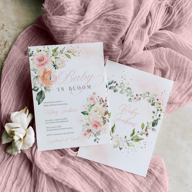 Bebê Floral No Convite Para Chá de fraldas De Bloo (Celebrate the upcoming arrival of a precious baby girl with our "Baby in Bloom" Baby Shower Invitati)