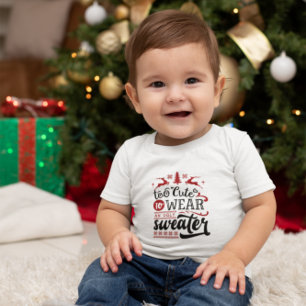 Bebê Muito Bonito Para Vestir Uma Camiseta De Natal Sua