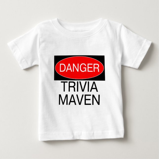 Bebê Perigo - Trivia Maven Camiseta engraçada para Noit (Frente)