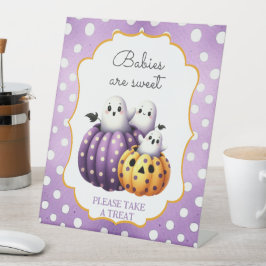 Bebês do Dia das Bruxas Bonitos e Bonitos são doce