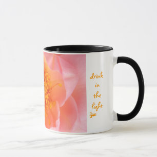 Bebida na caneca leve