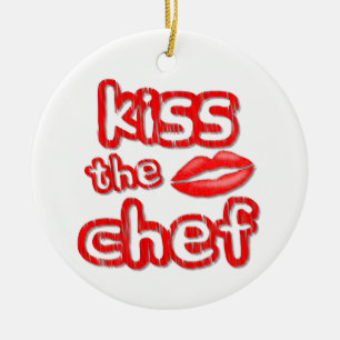 Beija o Enfeites de natal do Chef