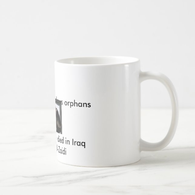 Beijo de adeus Bush & caneca dos calçados. (Direita)